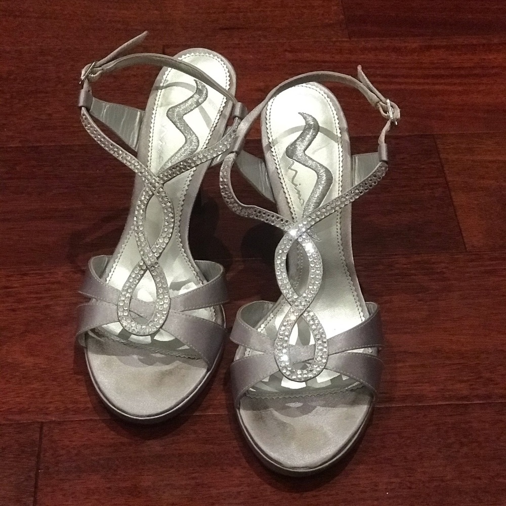 Touch of Nina Gelossi Rhinestone Heels